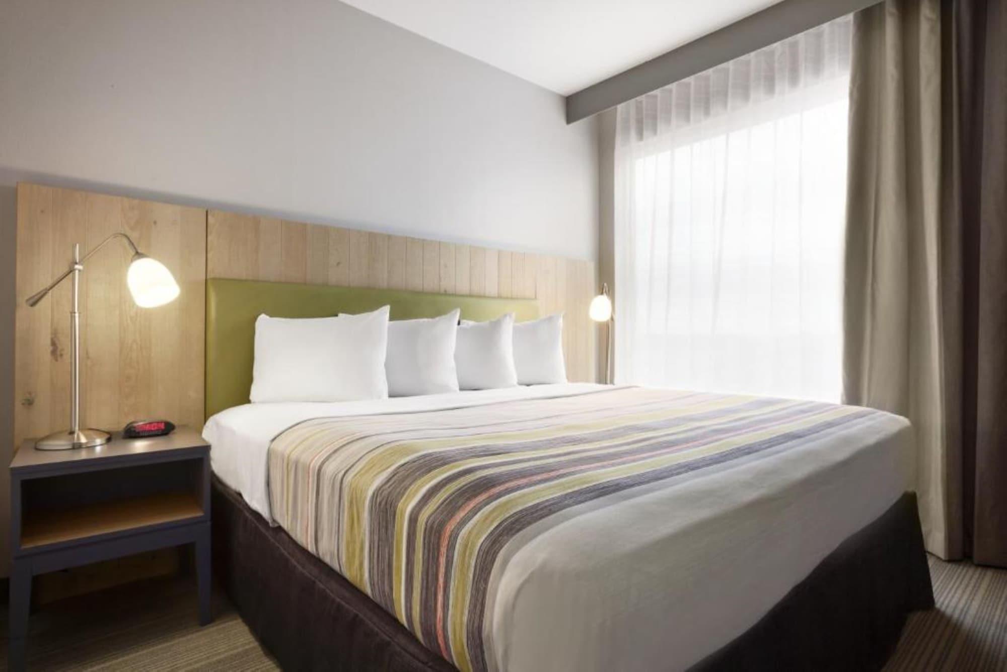 Country & By Radisson, Clarksville, Tn 3*